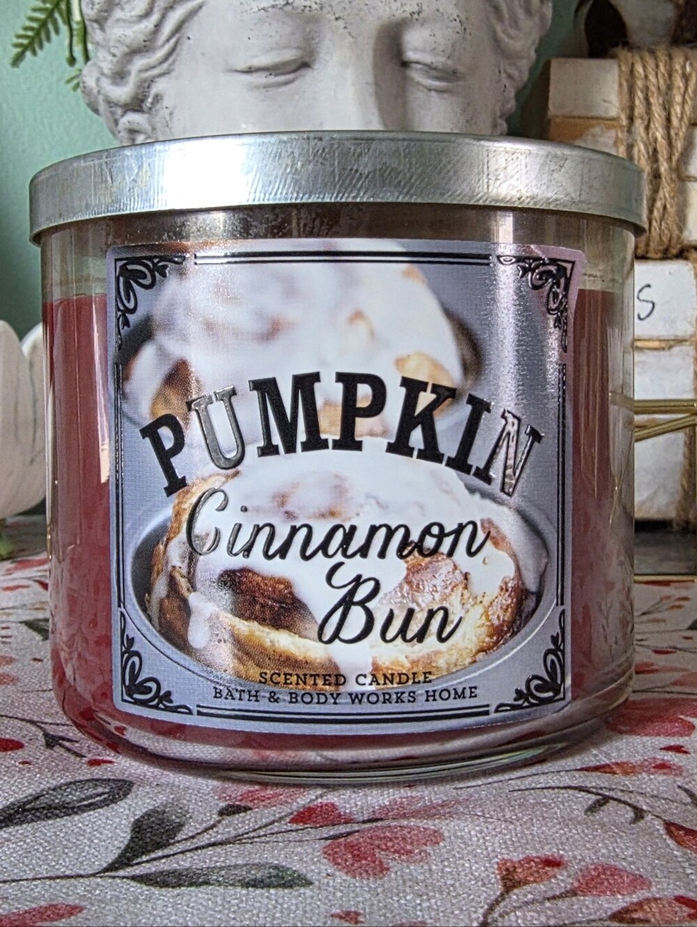 Bath Body Works Pumpkin Cinnamon Bun Candle